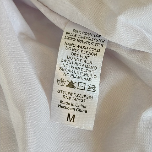 Double Zero Back To Me Chrome Puffer Jacket Coat Women’s Size M White Iridescent - Picture 8 of 12